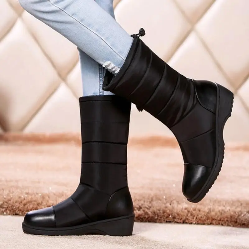 Women Snow Boots Waterproof Down Plush Shoes Female Winter Mid Calf Wedges Winter High Boots Platform Bottes Chaussure Femme
Women Snow Boots Waterproof Down Plush Shoes Female Winter Mid Calf Wedges Winter High Boots Platform Bottes Chaussure Femme