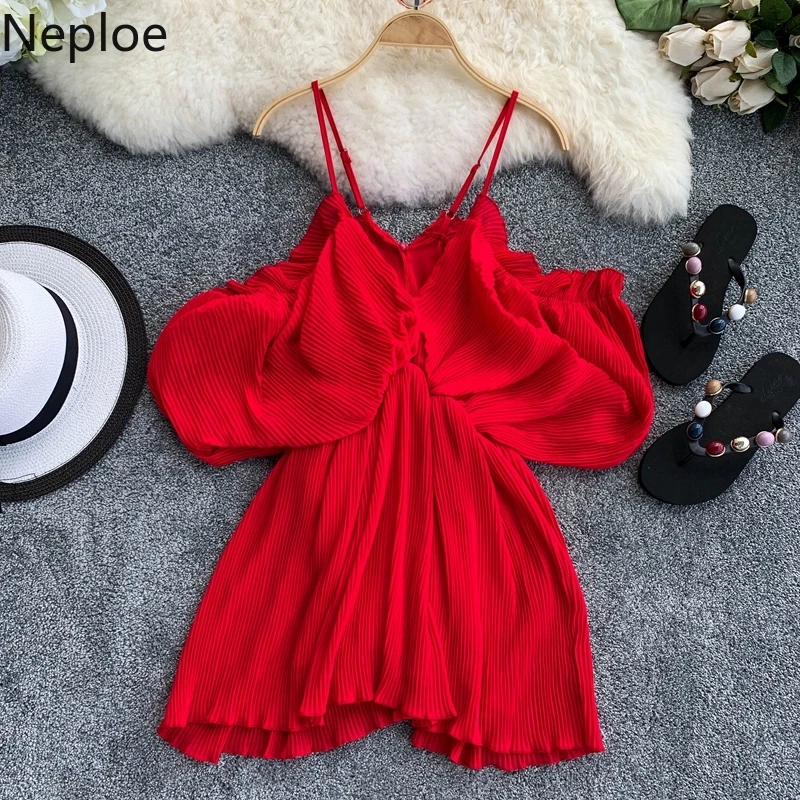 Neploe Strapless Backless Women Dress Summer 2019 New V-Neck Puff Sleeve Camis Vestidos Sexy Solid Pleated Dresses 44337
Neploe Strapless Backless Women Dress Summer 2019 New V-Neck Puff Sleeve Camis Vestidos Sexy Solid Pleated Dresses 44337