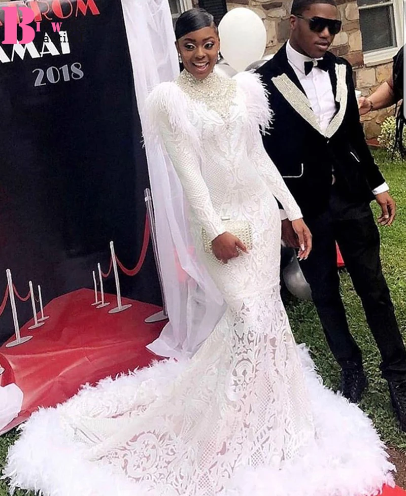 Beautifulinwhite Unique White Mermaid Prom Dresses 2019 Feather Lace Beadings High Neck Long Sleeves Formal Evening Gowns BP033
Beautifulinwhite Unique White Mermaid Prom Dresses 2019 Feather Lace Beadings High Neck Long Sleeves Formal Evening Gowns BP033