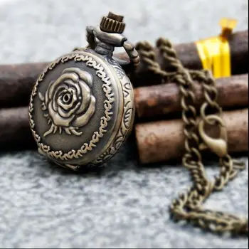 Roses bronze Fashion quartz Flip clock pendant steam punk good quality Necklace pocket watches
Roses bronze Fashion quartz Flip clock pendant steam punk good quality Necklace pocket watches