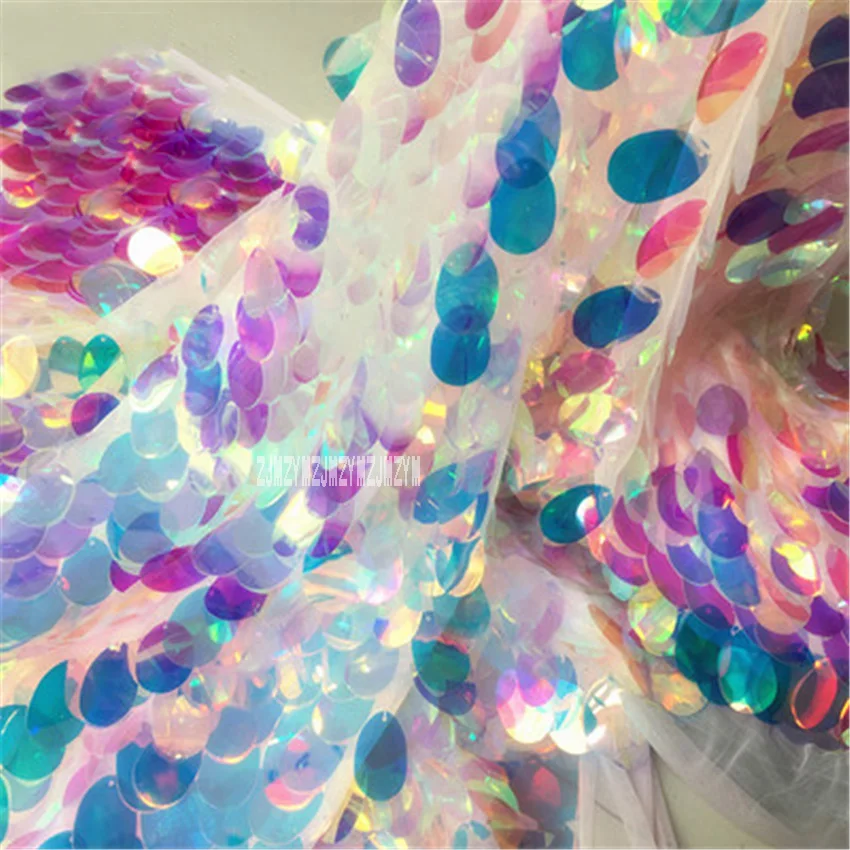 4.5M MUltra-encrypted Fish Scales 3CMx4CM Large Sequins Cloth Laser Sequins For Clothes Decorate (130CM*450CM )
4.5M MUltra-encrypted Fish Scales 3CMx4CM Large Sequins Cloth Laser Sequins For Clothes Decorate (130CM*450CM )