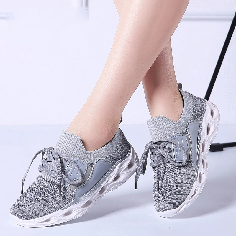 2019 Spring Women Casual Shoes Women Sneakers Ladies Flats Lace Up Sneakers Women Shoes Breathable Mesh Slip On Walking Shoes
2019 Spring Women Casual Shoes Women Sneakers Ladies Flats Lace Up Sneakers Women Shoes Breathable Mesh Slip On Walking Shoes