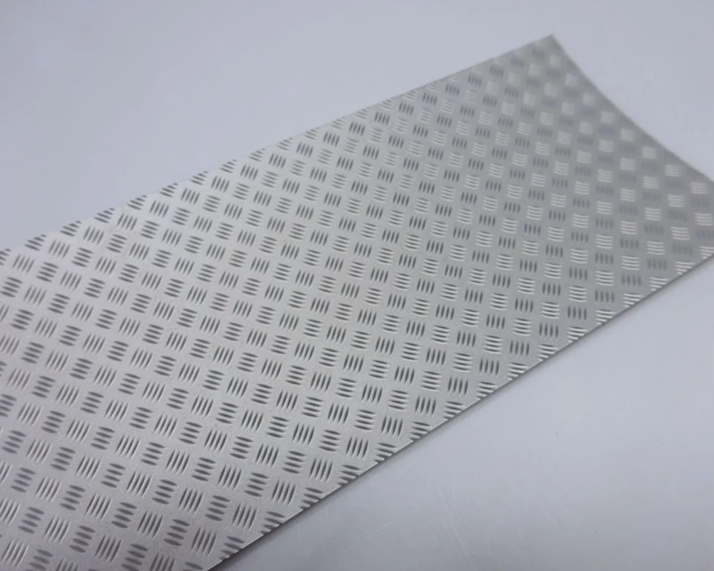0.2mm stainless steel skidproof stripe decorative plate for 1/14 scale tractor trailer scania beEnz MAN 1/10 crawler scx10 D90
0.2mm stainless steel skidproof stripe decorative plate for 1/14 scale tractor trailer scania beEnz MAN 1/10 crawler scx10 D90