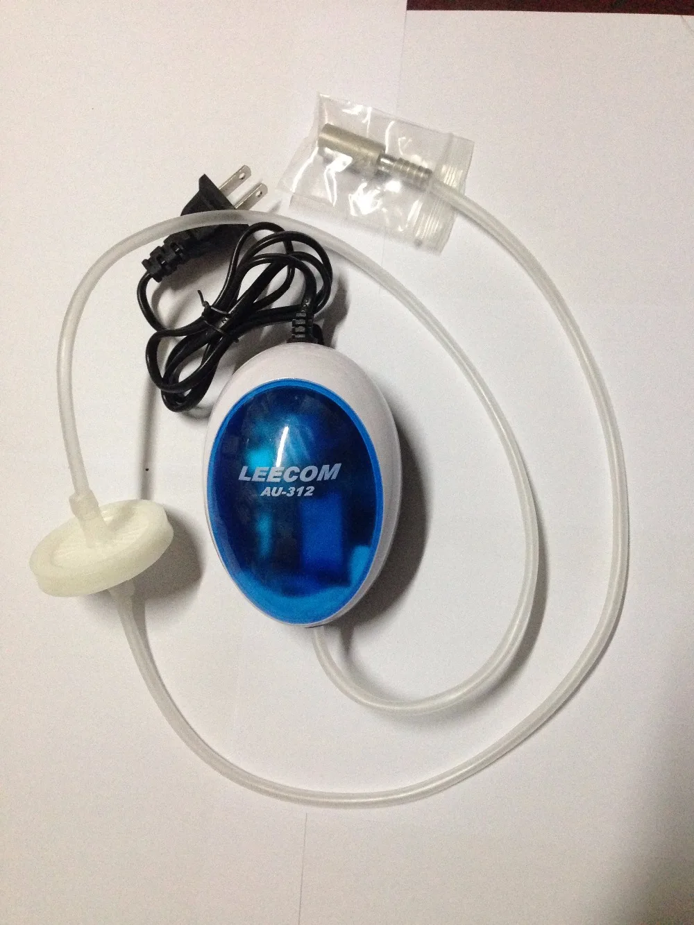 Homebrewing, 1.5W Aeration System, Oxygen air-pump inline sanitary filter with 2.0 diffusion stone
Homebrewing, 1.5W Aeration System, Oxygen air-pump inline sanitary filter with 2.0 diffusion stone
