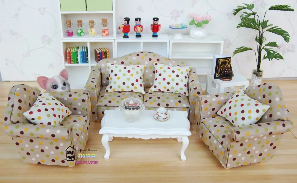 5.24" Dollhouse Miniature 1:12 Living Room Dolls Furniture Sofa Set 4 Couch with Little multicolour dots Style
5.24" Dollhouse Miniature 1:12 Living Room Dolls Furniture Sofa Set 4 Couch with Little multicolour dots Style