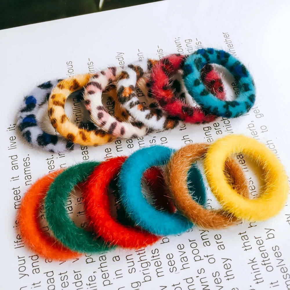 Wool Round Eardrop Earrings Flat Back Necklace Pendant Charms Accessories Supplies for Jewelry Making Material 10pcs
Wool Round Eardrop Earrings Flat Back Necklace Pendant Charms Accessories Supplies for Jewelry Making Material 10pcs