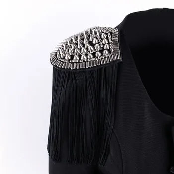 British Retro Accessories Luxury Atmosphere Metal Tassel Shoulders Decoration Men And Women Show Costumes
British Retro Accessories Luxury Atmosphere Metal Tassel Shoulders Decoration Men And Women Show Costumes