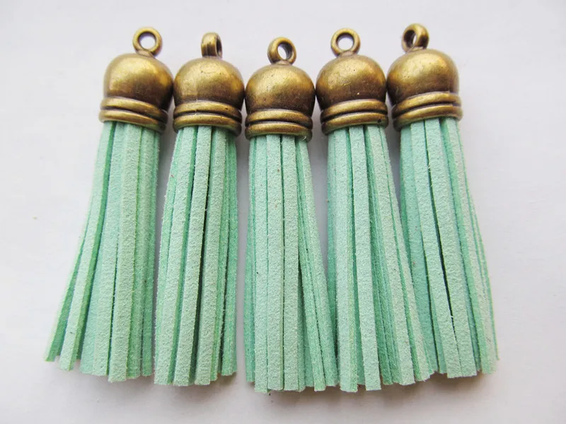 Free Shipping 100Pcs 59mm Mint Green Suede Leather Jewelry Tassel For Key Chains/ Cellphone Charms Top Plated End Caps Cord
Free Shipping 100Pcs 59mm Mint Green Suede Leather Jewelry Tassel For Key Chains/ Cellphone Charms Top Plated End Caps Cord