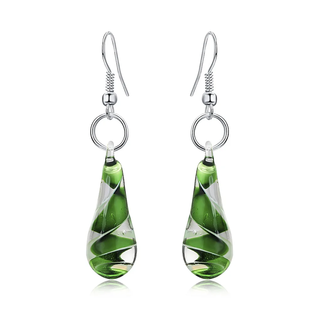 2019 Shishangmulanuo inspiration spiral flower glazed water drop pendant earrings Ms. Cool jewelry
2019 Shishangmulanuo inspiration spiral flower glazed water drop pendant earrings Ms. Cool jewelry
