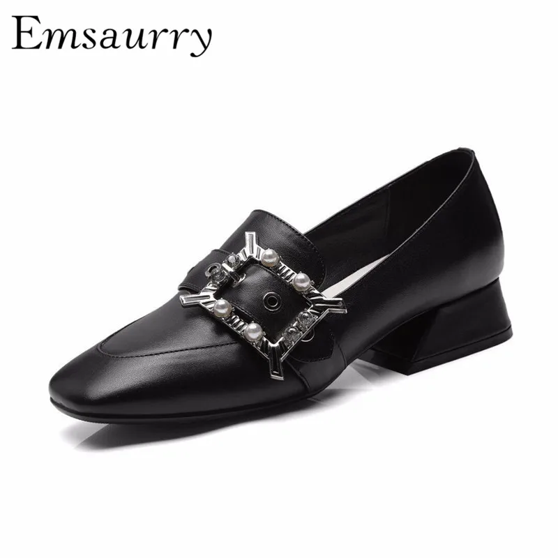Sweet Preppy Style Med Heel Pumps Women Thick Heel Square Toe Crystal Buckle With Pearl Leather Shoes Woman
Sweet Preppy Style Med Heel Pumps Women Thick Heel Square Toe Crystal Buckle With Pearl Leather Shoes Woman