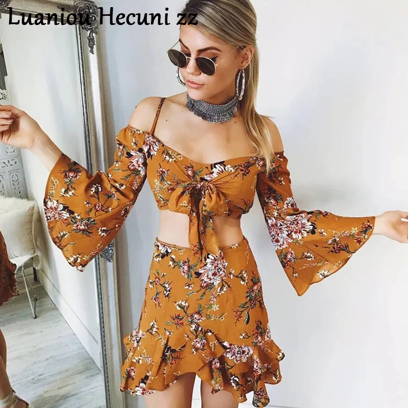Chu Ni Off Shoulder Strap Boho Summer Dress Suit Flare Sleeve Ruffle Two Piece Set Women Floral Print Bow Tie Short Vestido LJ55
Chu Ni Off Shoulder Strap Boho Summer Dress Suit Flare Sleeve Ruffle Two Piece Set Women Floral Print Bow Tie Short Vestido LJ55