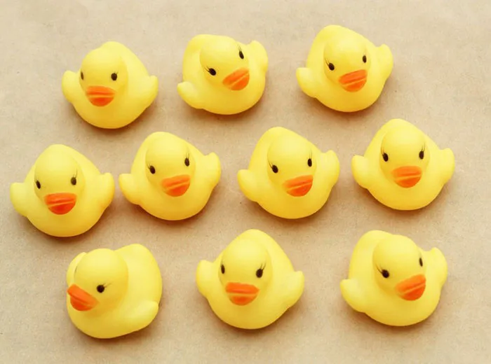 

New Bath toys for children NEW One Dozen (12) Rubber Duck Ducky Duckie Baby Shower Birthday Party Favors Funny gift Z0306