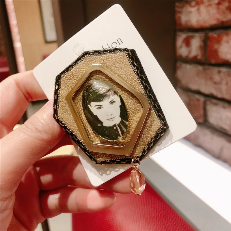 CX-Shirling Antique Lady Fashion Brooch Antique Quality Brooches Jewelry For Female Coat Jewelry Gifts
CX-Shirling Antique Lady Fashion Brooch Antique Quality Brooches Jewelry For Female Coat Jewelry Gifts
