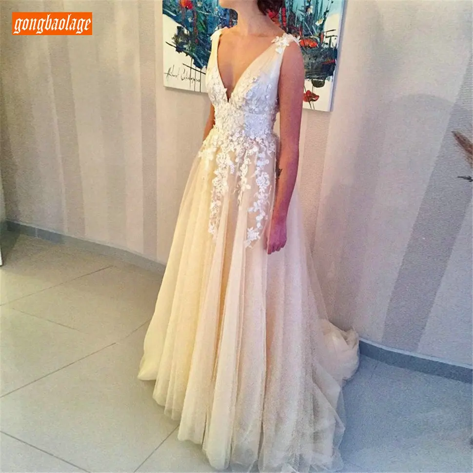 Elegant Beige Boho V Neck Long Wedding Dress Tulle Lace Appliques 2019 Sexy A Line Wedding Gowns Customized Ivory Bridal Dresses
Elegant Beige Boho V Neck Long Wedding Dress Tulle Lace Appliques 2019 Sexy A Line Wedding Gowns Customized Ivory Bridal Dresses