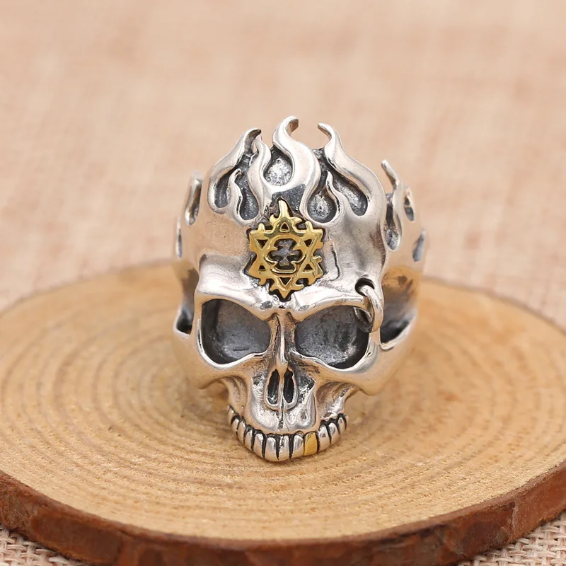 Factory Wholesale S925 Sterling Silver Retro Thai Silver Jewelry Old Personality Flame Skull Domineering Men's Ring
Factory Wholesale S925 Sterling Silver Retro Thai Silver Jewelry Old Personality Flame Skull Domineering Men's Ring