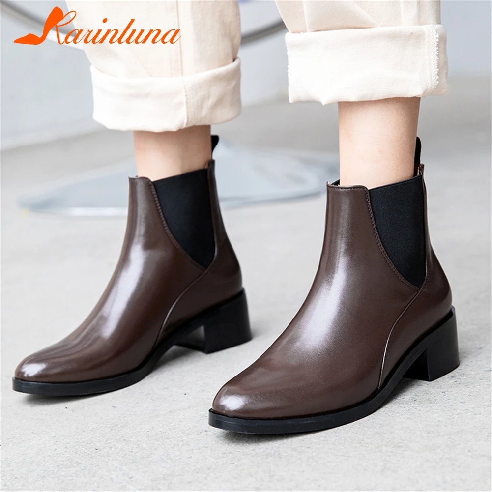 KARINLUNA Size 33-40 Genuine Cow Leather Ankle Boots Woman Shoes Chunky Heels Elastic Band Add Fur Shoes Woman Boots Footwear
KARINLUNA Size 33-40 Genuine Cow Leather Ankle Boots Woman Shoes Chunky Heels Elastic Band Add Fur Shoes Woman Boots Footwear