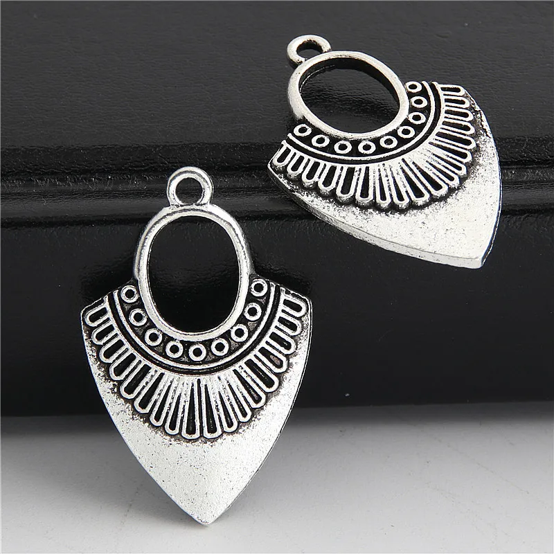 10pcs Antique Silver Geometric Earing Charms With Hole For Women Pendant Trendy Finding Jewelry Accessories 31.5x20.5mm A3029
10pcs Antique Silver Geometric Earing Charms With Hole For Women Pendant Trendy Finding Jewelry Accessories 31.5x20.5mm A3029