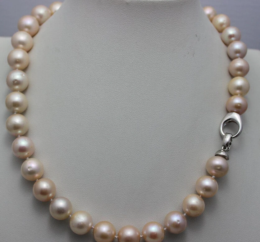 xiuli 003522 Natural colors purple Freshwater pearl round 12-13mm 17.5"alloy clasp
xiuli 003522 Natural colors purple Freshwater pearl round 12-13mm 17.5"alloy clasp