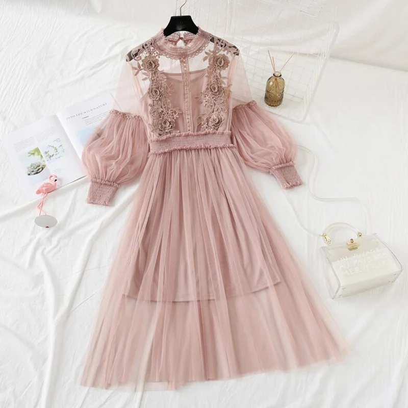 2019 Women Dress Summer Spring Floral Embroidery Mesh Lace Dress High Waist Two-piece Set Dresses Female Long Sleeve Vestidos
2019 Women Dress Summer Spring Floral Embroidery Mesh Lace Dress High Waist Two-piece Set Dresses Female Long Sleeve Vestidos