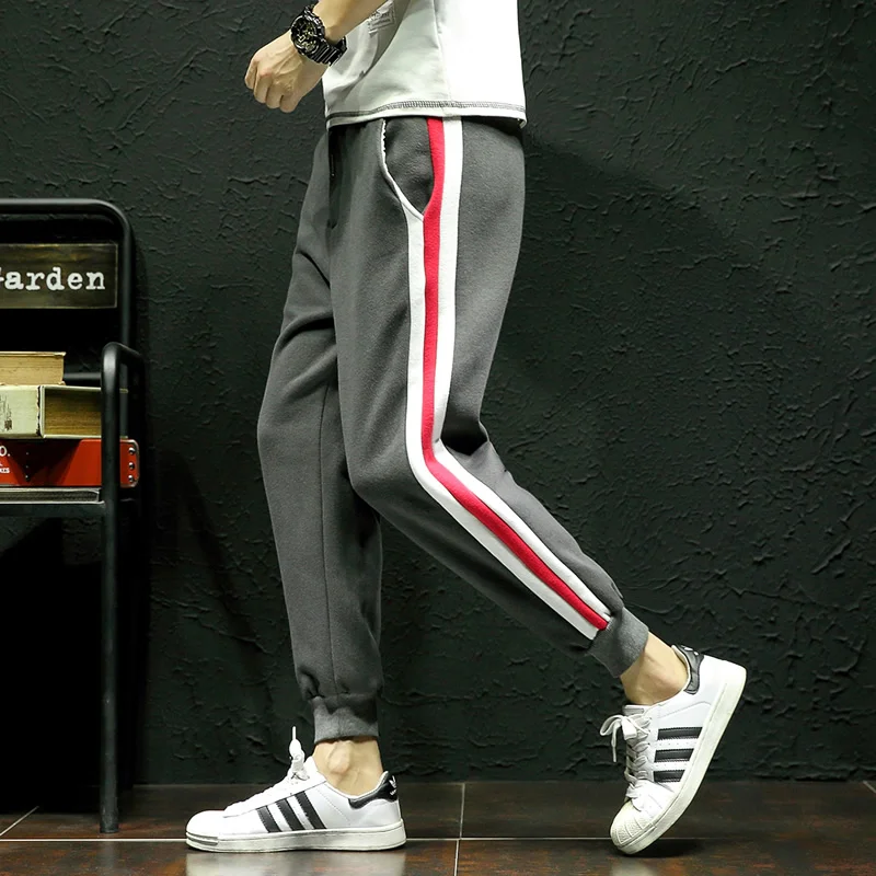 Winter Men Casual Pants Brand Clothing 2018 New Mens Joggers Fashion Side Stripe Slim Fit Sweatpants Men Thicken Trousers Man
Winter Men Casual Pants Brand Clothing 2018 New Mens Joggers Fashion Side Stripe Slim Fit Sweatpants Men Thicken Trousers Man