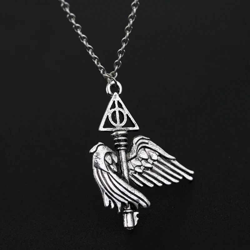 The Deathly Hallows Wings Necklace Eagle Wings Magic Wand Pendant Necklace For Women Fashion Gift Drop shipping
The Deathly Hallows Wings Necklace Eagle Wings Magic Wand Pendant Necklace For Women Fashion Gift Drop shipping