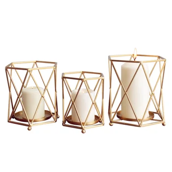 1pcs Europe Simple Gold Metal Candle Holders Geometry Iron Candlestick Candle Light Wedding Holiday Home Decoration Handicrafts
1pcs Europe Simple Gold Metal Candle Holders Geometry Iron Candlestick Candle Light Wedding Holiday Home Decoration Handicrafts