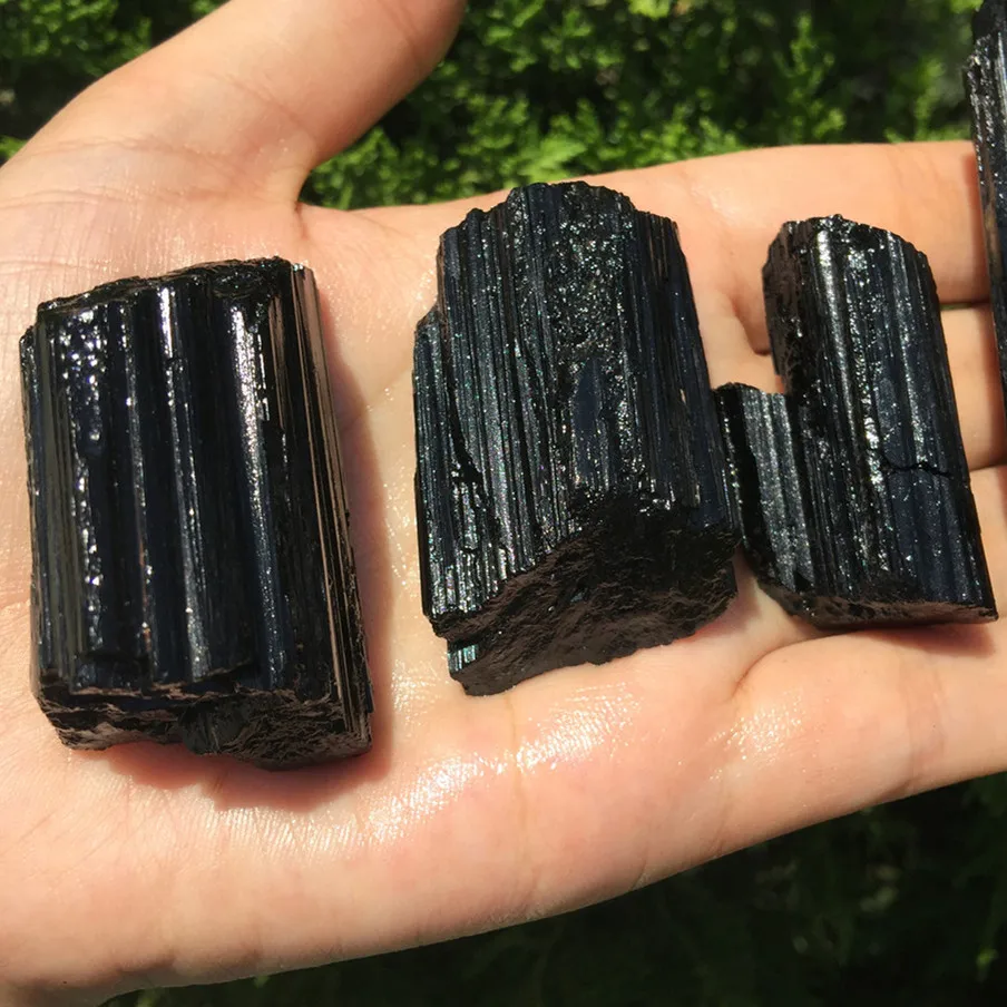 3pcs Natural Black Tourmaline Crystal Gemstone Collectibles Rough Rock Mineral Specimen Healing Stone Home Decor
3pcs Natural Black Tourmaline Crystal Gemstone Collectibles Rough Rock Mineral Specimen Healing Stone Home Decor