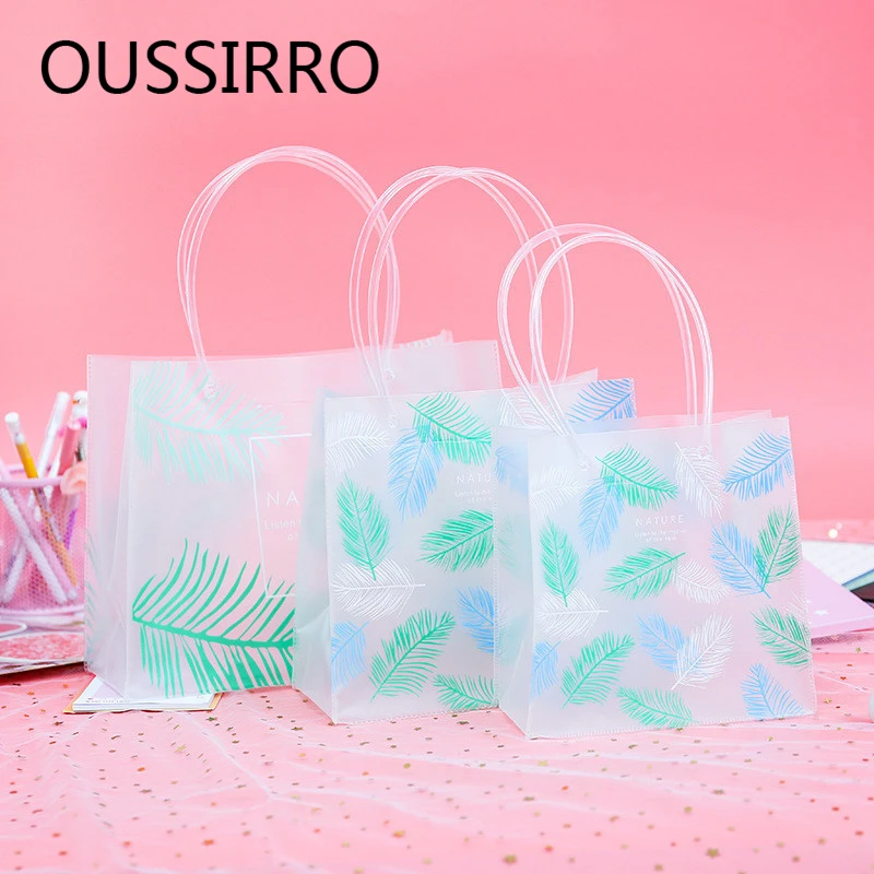 New 1pc Simple Beautiful Transparent PVC Gift Bag Cartoon Women's Child Bags Wedding Cake Candy Gifts Bag Variety Of Optional
New 1pc Simple Beautiful Transparent PVC Gift Bag Cartoon Women's Child Bags Wedding Cake Candy Gifts Bag Variety Of Optional