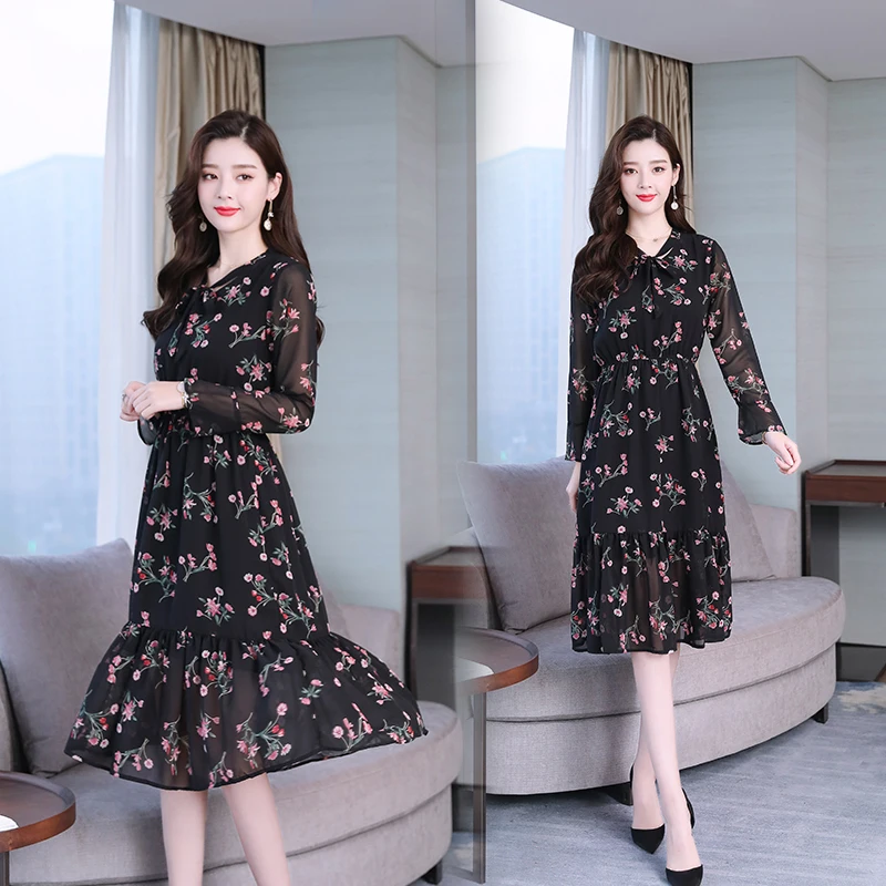 Black Floral dress Fashion Women's Boho 2019 Spring New Chiffon Bow Long Sleeve Sleeves Elastic Knee Long Dress Sexy Dress
Black Floral dress Fashion Women's Boho 2019 Spring New Chiffon Bow Long Sleeve Sleeves Elastic Knee Long Dress Sexy Dress