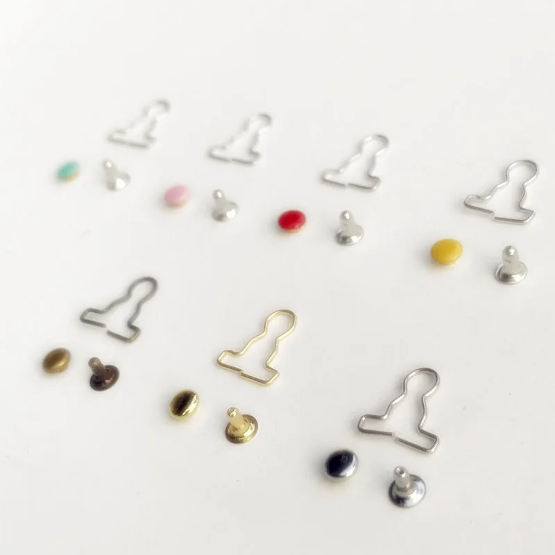 20pcs/lot Mini 9mm Doll Clothes DIY Metal Buckle fit for 1/6 BJD Blyth Barbies Pullip Doll Accessories
20pcs/lot Mini 9mm Doll Clothes DIY Metal Buckle fit for 1/6 BJD Blyth Barbies Pullip Doll Accessories