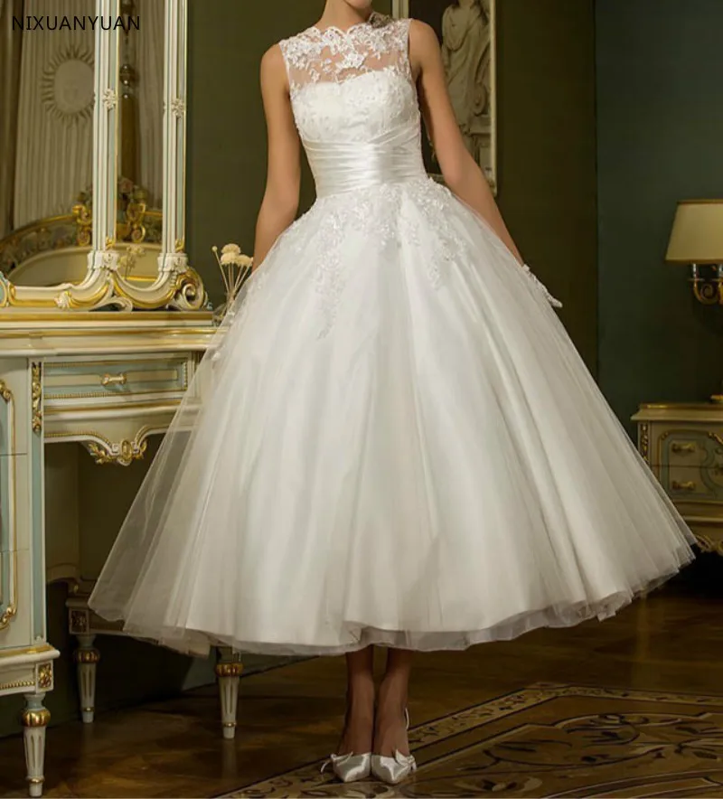 A Line 2019 New High-necked White Ivory Lace Vintage Sexy Short Wedding Dresses Robe Mariee Country Western Wedding Dresses
A Line 2019 New High-necked White Ivory Lace Vintage Sexy Short Wedding Dresses Robe Mariee Country Western Wedding Dresses