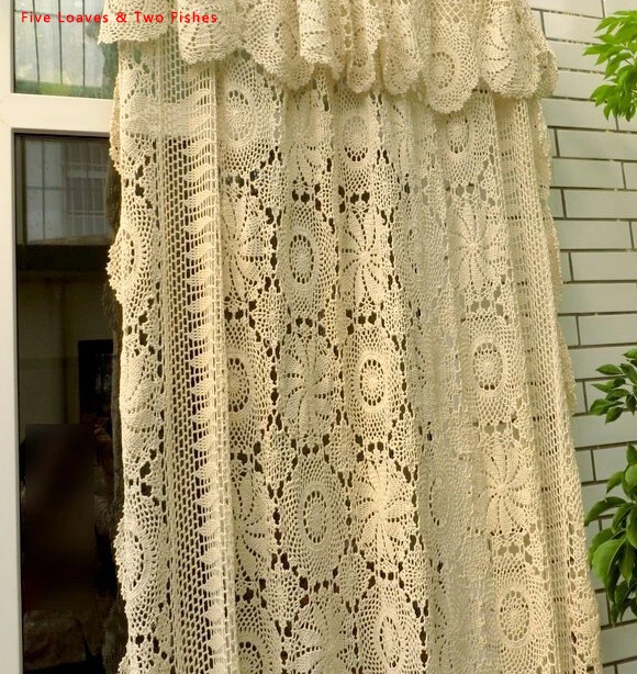 Handmade Crochet flowers Woven Cotton Lace Curtains Beige Bed cover European Openwork Decoration Cover cloth
Handmade Crochet flowers Woven Cotton Lace Curtains Beige Bed cover European Openwork Decoration Cover cloth
