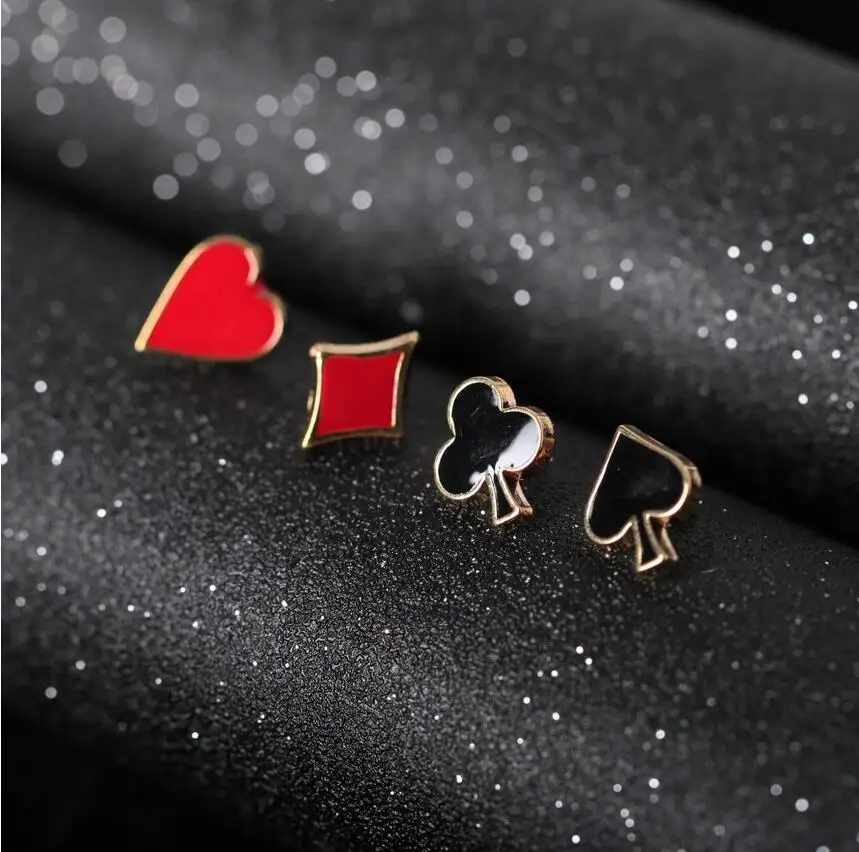 Modern poker element metal material small brooch spades brooch red peach/square/spades/plum collar flower brooch applique A1487
Modern poker element metal material small brooch spades brooch red peach/square/spades/plum collar flower brooch applique A1487