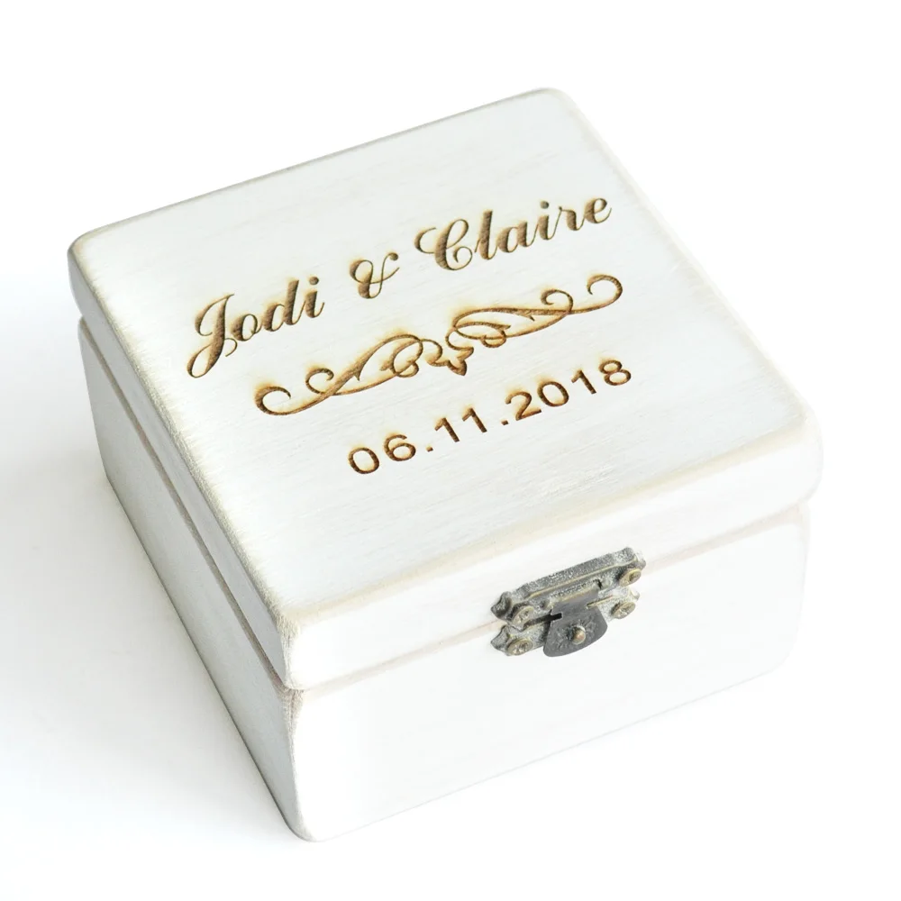 Personalized Rustic Ring Bearer Box Vintage White Wedding Ring Holder Proposal Ring Box, Shabby Chic Wedding Box
Personalized Rustic Ring Bearer Box Vintage White Wedding Ring Holder Proposal Ring Box, Shabby Chic Wedding Box