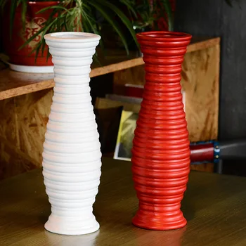 Creative Modern Ceramic White Vase Flower Vase Tabletop Pot Ceramic Dry Flower Vase Household Decor Wedding Christmas Craft Gift
Creative Modern Ceramic White Vase Flower Vase Tabletop Pot Ceramic Dry Flower Vase Household Decor Wedding Christmas Craft Gift