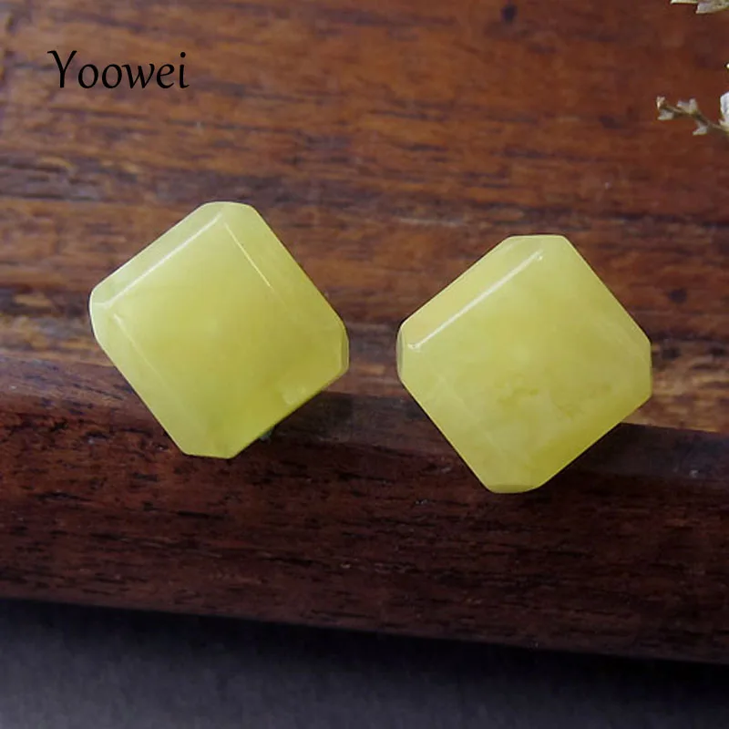 Yoowei Wholesale Baltic Amber Earrings for Female Exquisite Natural Square Stud Earring Beewax Beads 10mm Amber Women Jewelry