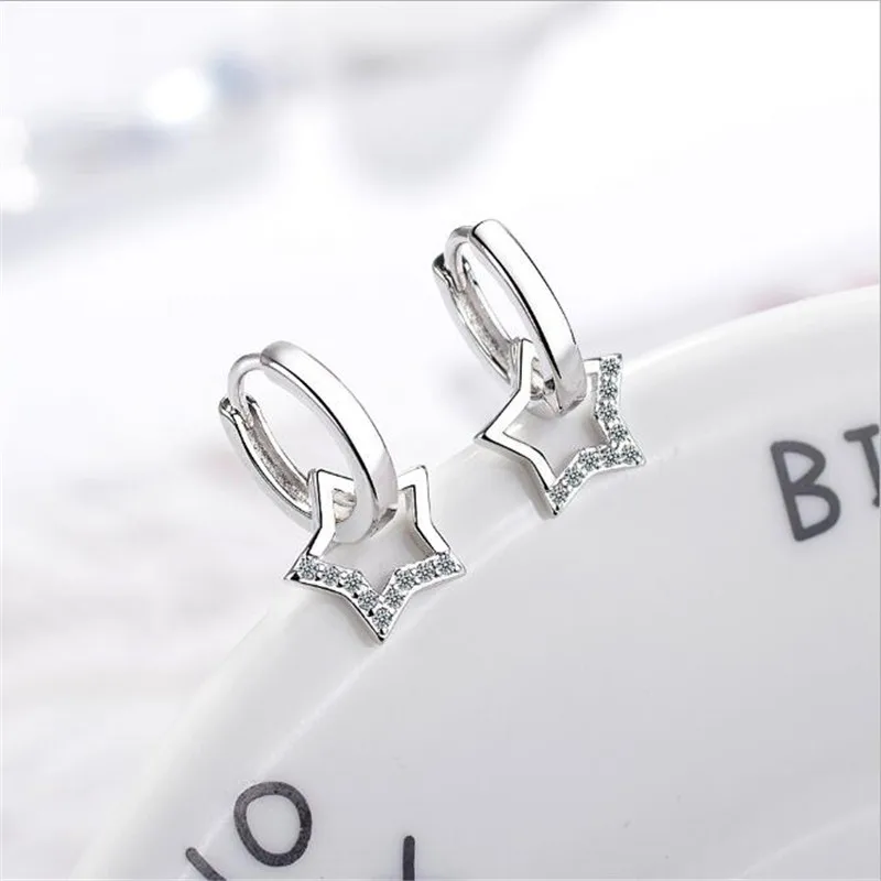 LULU -PIG Korean version star earring micro set with simple fashion five-pointed star tassel short ear ring EH401
LULU -PIG Korean version star earring micro set with simple fashion five-pointed star tassel short ear ring EH401