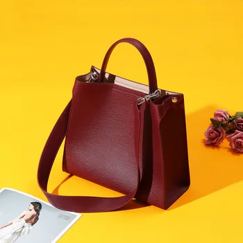 2019 New Genuine Leather Bag Luxury Designer Messenger Bag Casual Big Capacity Shoulder Bag Fashion Crossbody Bag
2019 New Genuine Leather Bag Luxury Designer Messenger Bag Casual Big Capacity Shoulder Bag Fashion Crossbody Bag