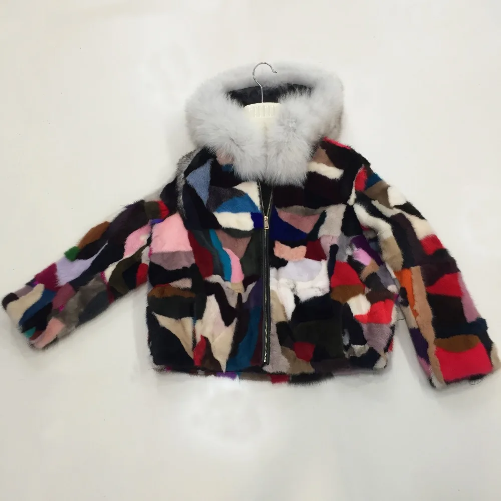Ladies Hooded Natural Mink Fur Coat Big Piece Patchwork with Fur Hood and Luxury Fox Fur Collar Jacket ksr412
Ladies Hooded Natural Mink Fur Coat Big Piece Patchwork with Fur Hood and Luxury Fox Fur Collar Jacket ksr412