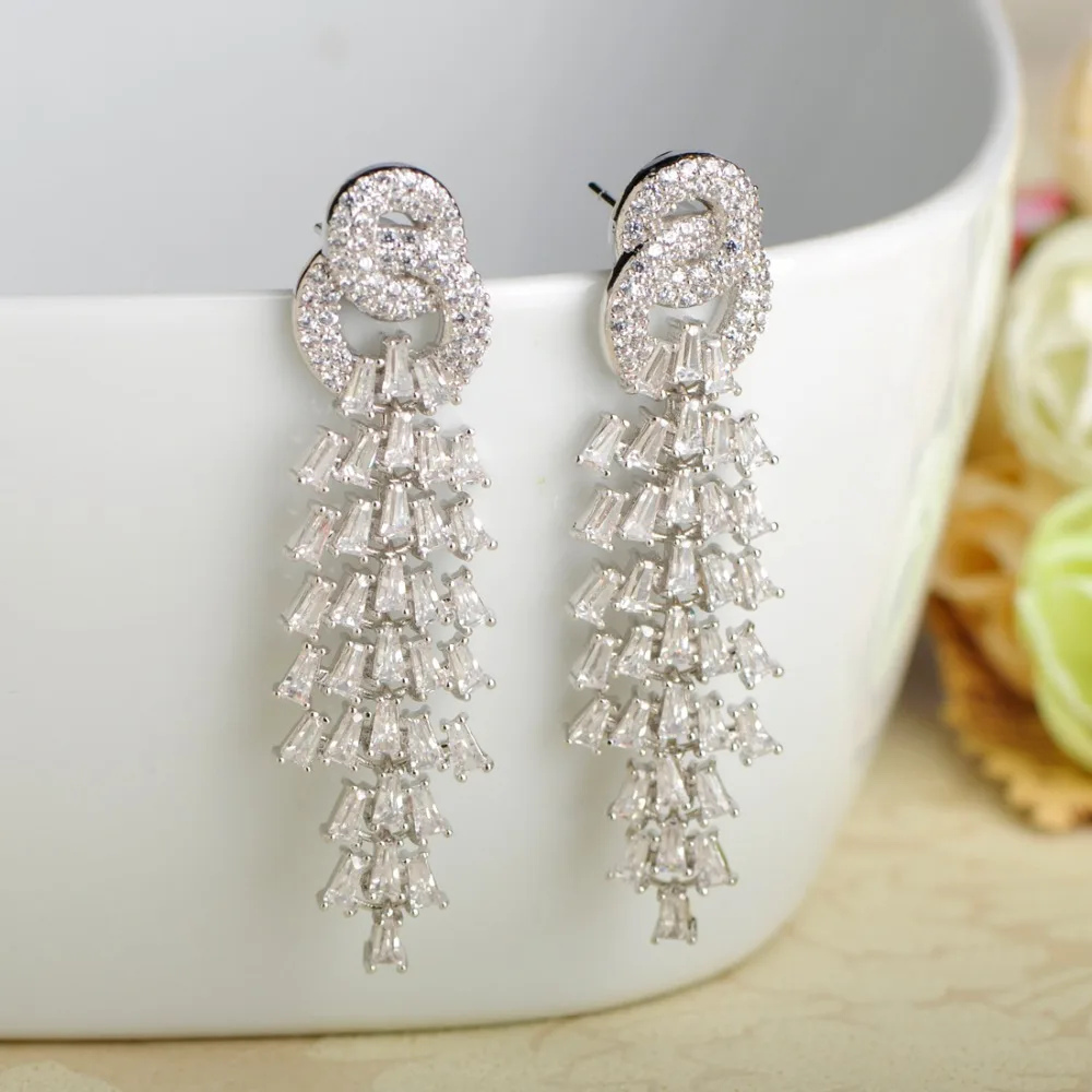 Dazz Fashion Lady Long Tassel Silver Color Dangle Earrings Cubic Zircon Women Girl Wedding Banquet Accessories Best Gift Jewelry
Dazz Fashion Lady Long Tassel Silver Color Dangle Earrings Cubic Zircon Women Girl Wedding Banquet Accessories Best Gift Jewelry