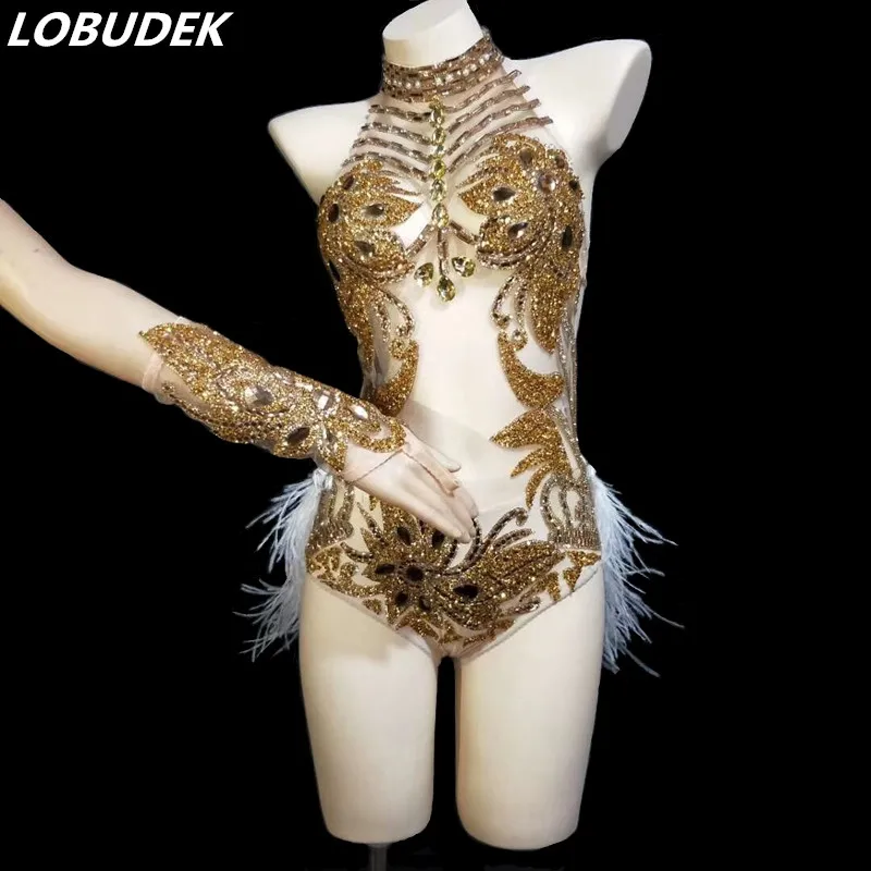 Nightclub Bar Sexy Gogo Dance Costume Gold Diamond Rhinestones Bodysuit Show Festival Rave Outfits Feather Backless Leotard
Nightclub Bar Sexy Gogo Dance Costume Gold Diamond Rhinestones Bodysuit Show Festival Rave Outfits Feather Backless Leotard