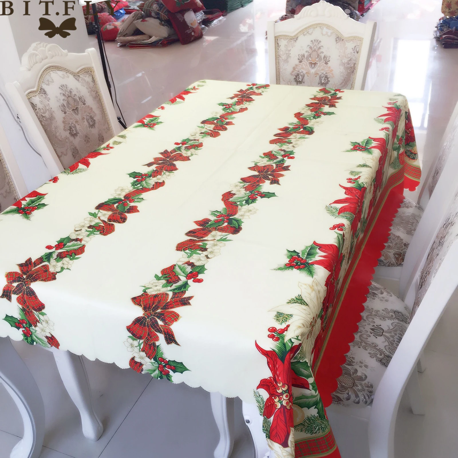 Фото Скатерть BITFLY для прямоугольного стола новогоднее и рождественское покрытие из