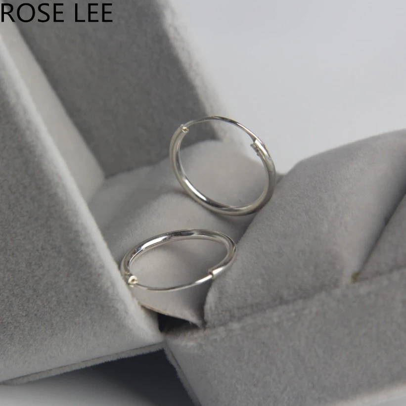 Silver 925 Circle Ring Earings Fashion Mens Jewelry Bijoux Femme Round 925 Sterling Silver Hoop Earrings For Women Brincos RL23
Silver 925 Circle Ring Earings Fashion Mens Jewelry Bijoux Femme Round 925 Sterling Silver Hoop Earrings For Women Brincos RL23