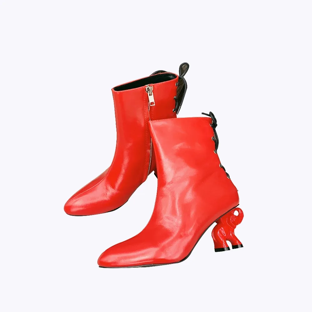 2019 Back Lace Up Decor Ankle Boots Women Boots Side Zipper Animal Decor Fashion Heel Leather Short Booties Runway Star Shoes
2019 Back Lace Up Decor Ankle Boots Women Boots Side Zipper Animal Decor Fashion Heel Leather Short Booties Runway Star Shoes