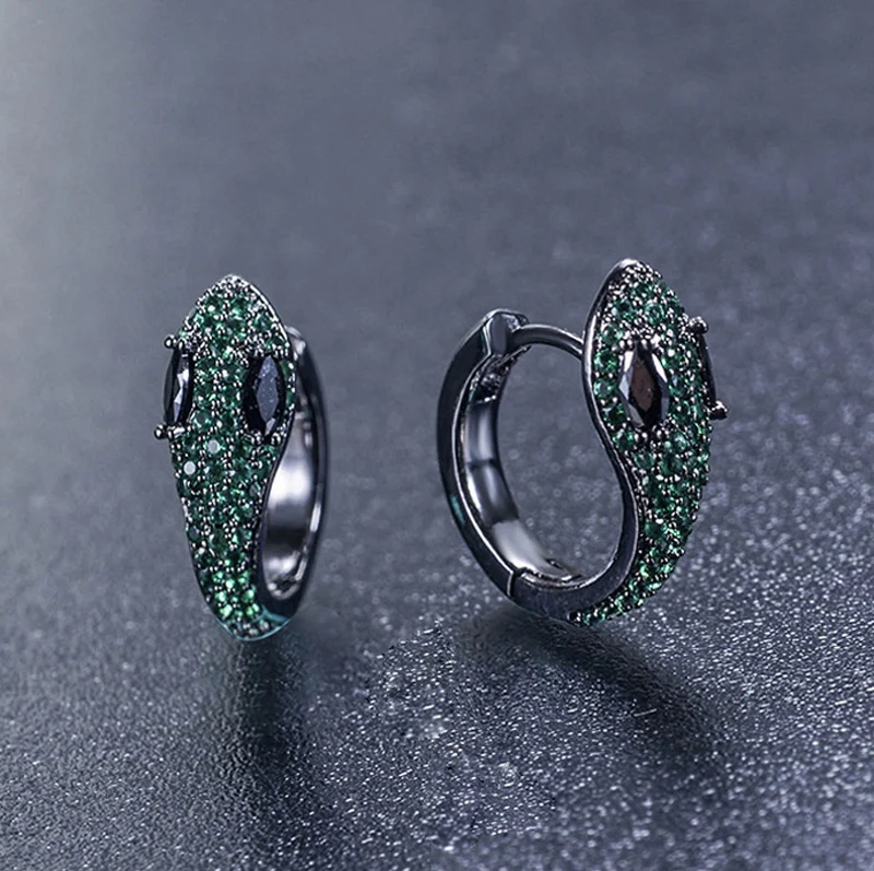 Top Quality New Fashion Snake Hoop Earrings Exquisite Micro Pave AAA+ Green Zircon Crystals Gun Black Buckle Earrings For Women
Top Quality New Fashion Snake Hoop Earrings Exquisite Micro Pave AAA+ Green Zircon Crystals Gun Black Buckle Earrings For Women