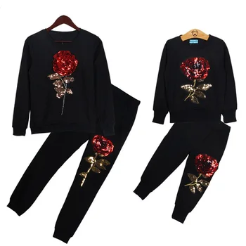 Mama Mum Mother and Daughter Clothes Coat Hoodie Girls Family Matching Mother Son Outfits Rose Floral Sweatshirt+Pants 2Pcs Suit
Mama Mum Mother and Daughter Clothes Coat Hoodie Girls Family Matching Mother Son Outfits Rose Floral Sweatshirt+Pants 2Pcs Suit