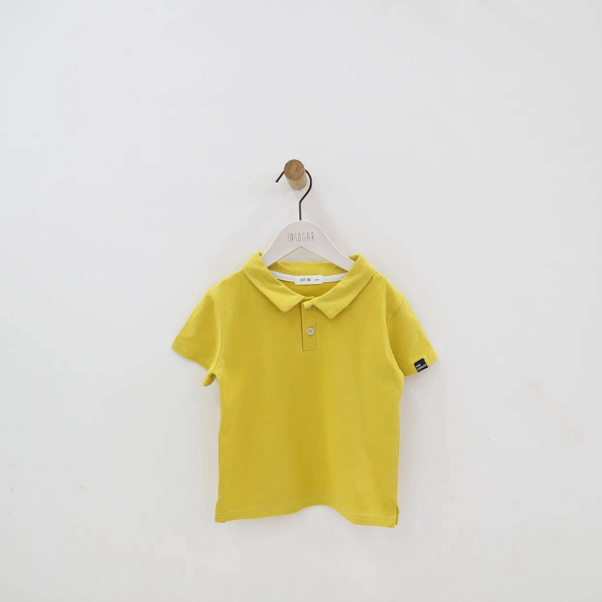 boys summer short-sleeved polo shirt children's lapel candy color casual girl boy children's clothing
boys summer short-sleeved polo shirt children's lapel candy color casual girl boy children's clothing