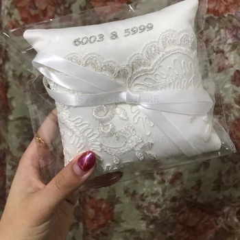 Free shipping1pcs custom embroidery logo name digital ribbon engagement wedding decoration marriage proposal idea ring pillow 
Free shipping1pcs custom embroidery logo name digital ribbon engagement wedding decoration marriage proposal idea ring pillow