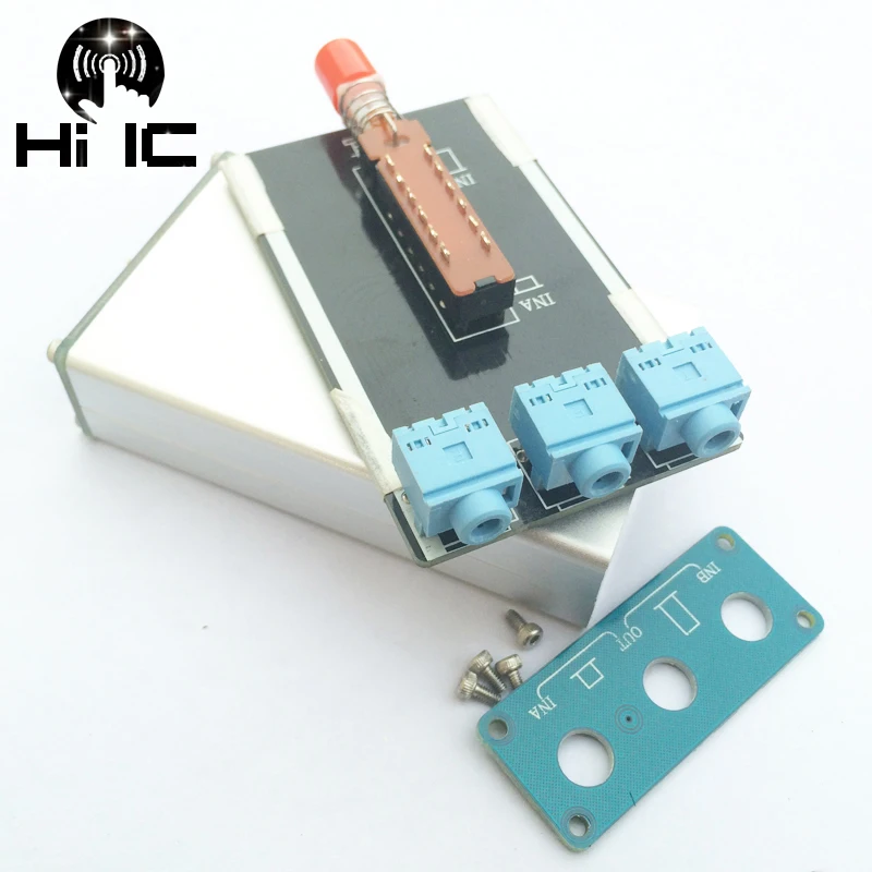 2 Input 1 Output Audio Signal Switcher Switch Splitter Selector Box Sound Video 3.5mm
2 Input 1 Output Audio Signal Switcher Switch Splitter Selector Box Sound Video 3.5mm