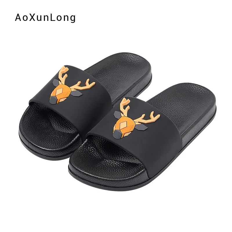New Summer Men's Slippers Cute Cartoon Lover's Deer Sandals Home Indoor Wearable Flip-flops Men Fashion Anti-slip Slippers
New Summer Men's Slippers Cute Cartoon Lover's Deer Sandals Home Indoor Wearable Flip-flops Men Fashion Anti-slip Slippers